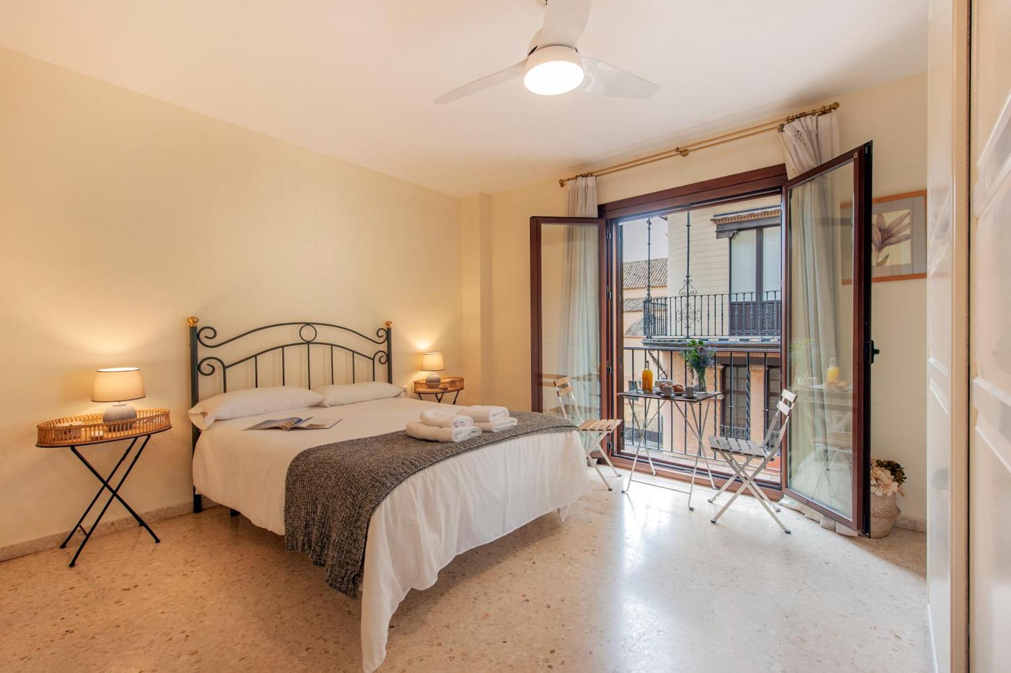 Ispal Apartment & Parking Seville Historic Center Vutse06601 מראה חיצוני תמונה